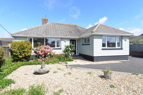Southern Lane, Barton On Sea, New... 2 bed bungalow for sale
