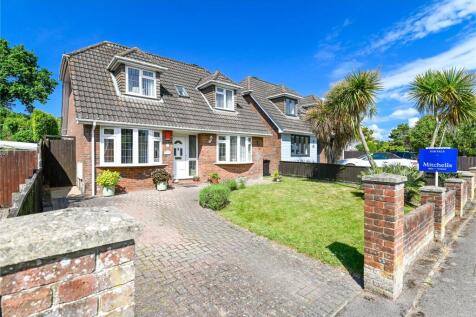 4 bedroom bungalow for sale
