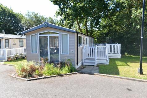 Seabreeze, Shorefield Country Park... 3 bed park home for sale