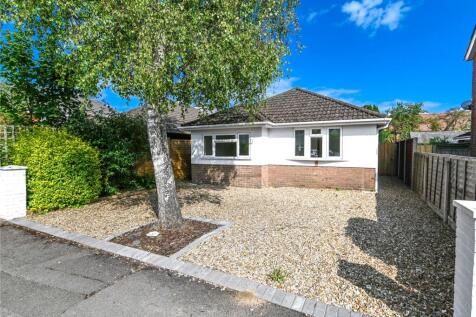 Compton Road, New Milton, Hampshire... 4 bed bungalow for sale