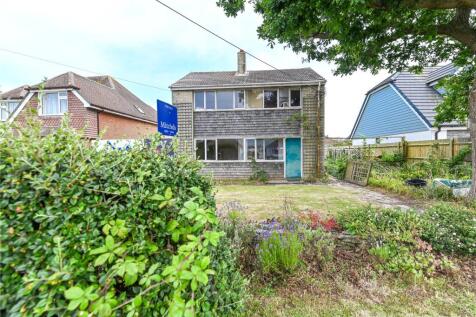 Carlton Avenue, Barton on Sea, New... 3 bed detached house for sale