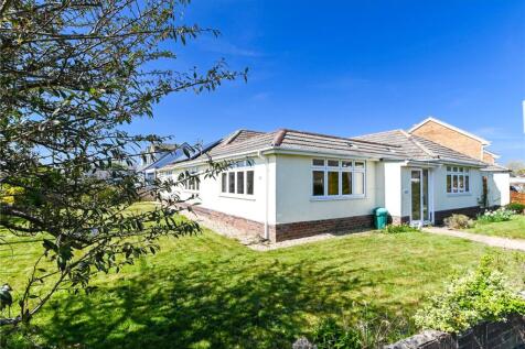 Wavendon Avenue, Barton on Sea, New... 3 bed bungalow for sale
