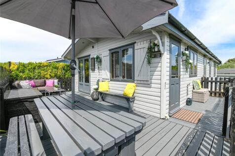 Amberwood, Shorefield Country Park... 3 bed park home for sale