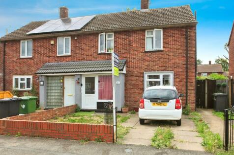 2 bedroom semi-detached house for sale