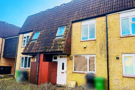 3 bedroom terraced house for sale