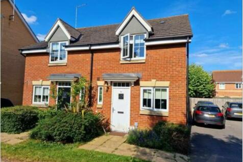 2 bedroom semi-detached house for sale