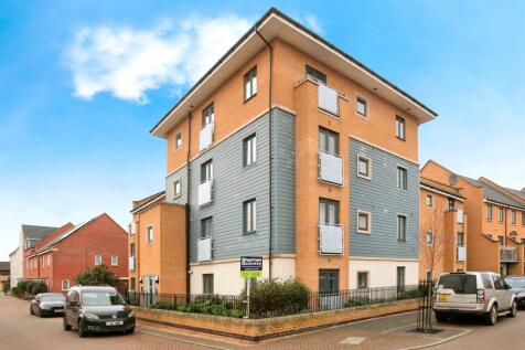 2 bedroom ground floor flat for sale