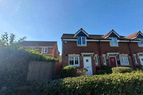 2 bedroom end of terrace house for sale