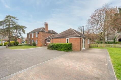 Martham 4 bed detached house for sale