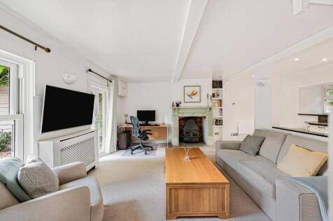 Frogmore Lane, Stanford in the Vale... 2 bed terraced house for sale
