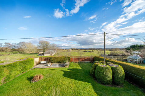 Gainfield, Buckland, Faringdon... 3 bed detached house for sale