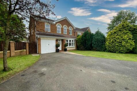 4 bedroom detached house for sale