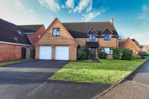 5 bedroom detached house for sale