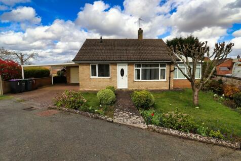 2 bedroom detached bungalow for sale