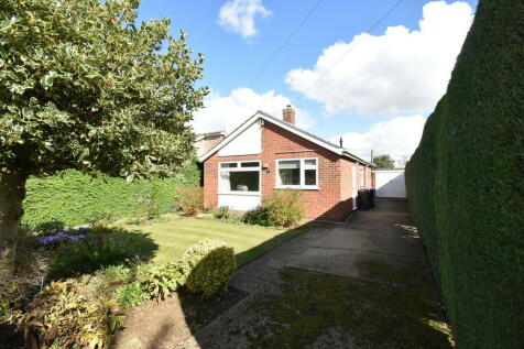 2 bedroom detached bungalow for sale