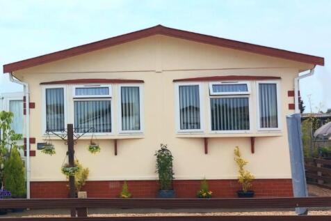 2 bedroom park home for sale
