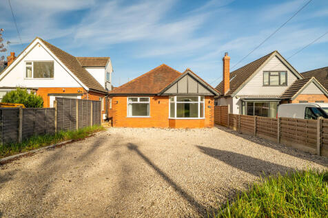3 bedroom detached bungalow for sale