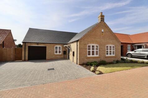 3 bedroom detached bungalow for sale