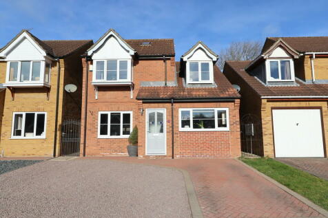 3 bedroom detached house for sale