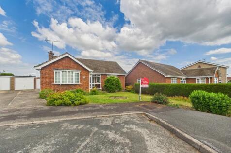 Briar Garth, Driffield, YO25 6UL 3 bed detached bungalow for sale