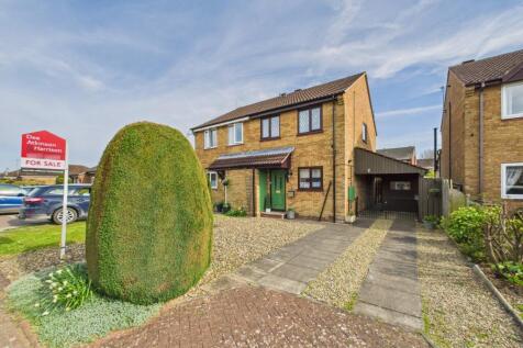 Dalton Close, Driffield, YO25 6YE 3 bed semi