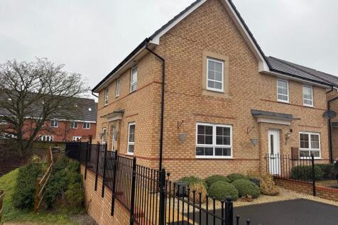 3 bedroom semi-detached house for sale
