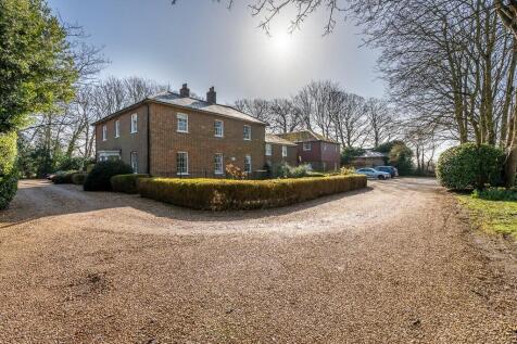 Hound Road, Netley Abbey... 2 bed ground floor flat for sale