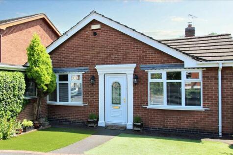 2 bedroom detached bungalow for sale