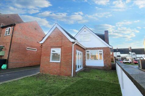 3 bedroom detached bungalow for sale