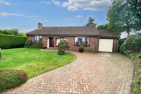 3 bedroom detached bungalow for sale