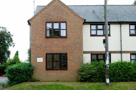 Rowland Hill Court, Baldock Road... 2 bed maisonette for sale