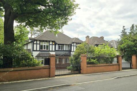 Elms Road, Harrow Weald 7 bed detached house for sale