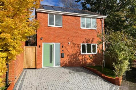 Cedar Mount, Lyndhurst, SO43 2 bed detached house for sale