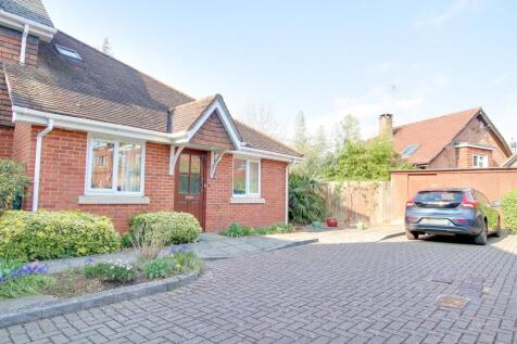 Brookley Road, Brockenhurst, SO42 3 bed chalet for sale