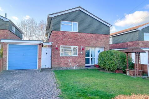 Shepherds Close, Bartley... 3 bed detached house for sale