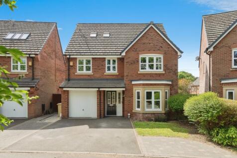 6 bedroom detached house for sale
