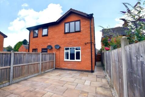 Shrewsbury Road, Market Drayton 2 bed semi