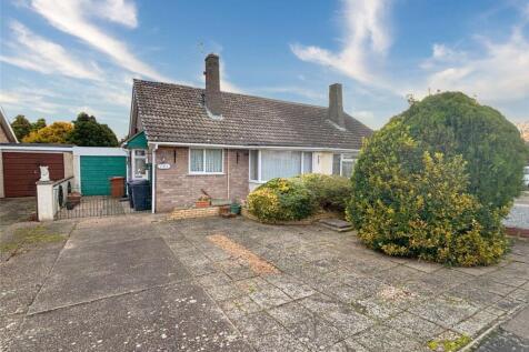 St. Giles Avenue, Sleaford... 2 bed bungalow for sale