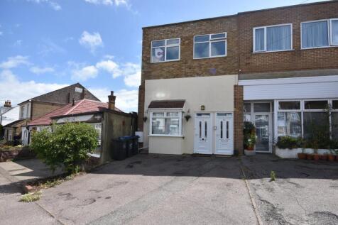 2 bedroom maisonette for sale