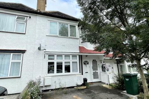 Hale Grove Gardens, Mill Hill, NW7 2 bed flat for sale