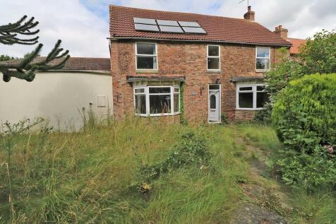 5 bedroom semi-detached house for sale