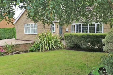 4 bedroom detached bungalow for sale