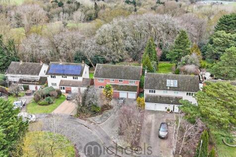 Hurnard Drive, Lexden, Colchester, CO3 5 bed detached house for sale