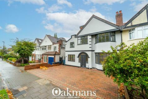 5 bedroom semi-detached house for sale