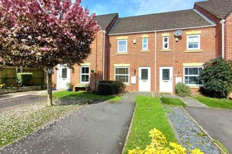 2 bedroom mews property for sale