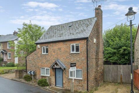 2 bedroom detached house for sale