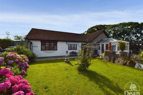 High Street, Bream, Lydney 8 bed bungalow for sale