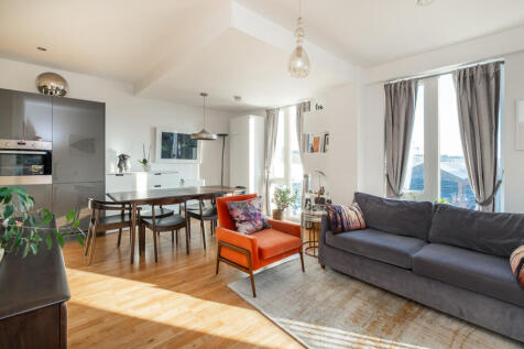 1 bedroom flat for sale