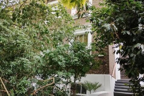 4 bedroom maisonette for sale