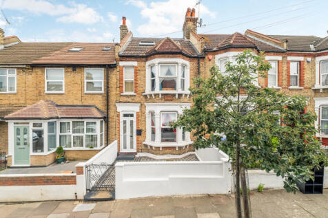 5 bedroom terraced house for sale